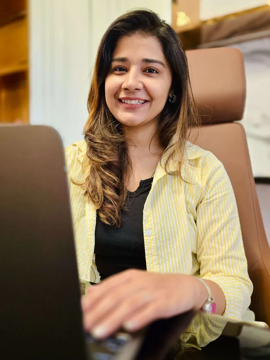 Portrait of Bhavna Sharma, MIS, Intrici Interiors