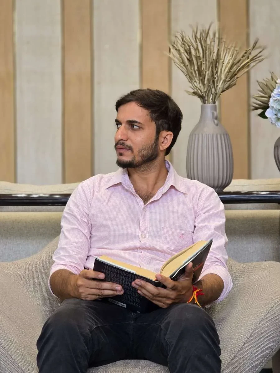 Portrait of Sajan, Draughtsman, Intrici Interiors